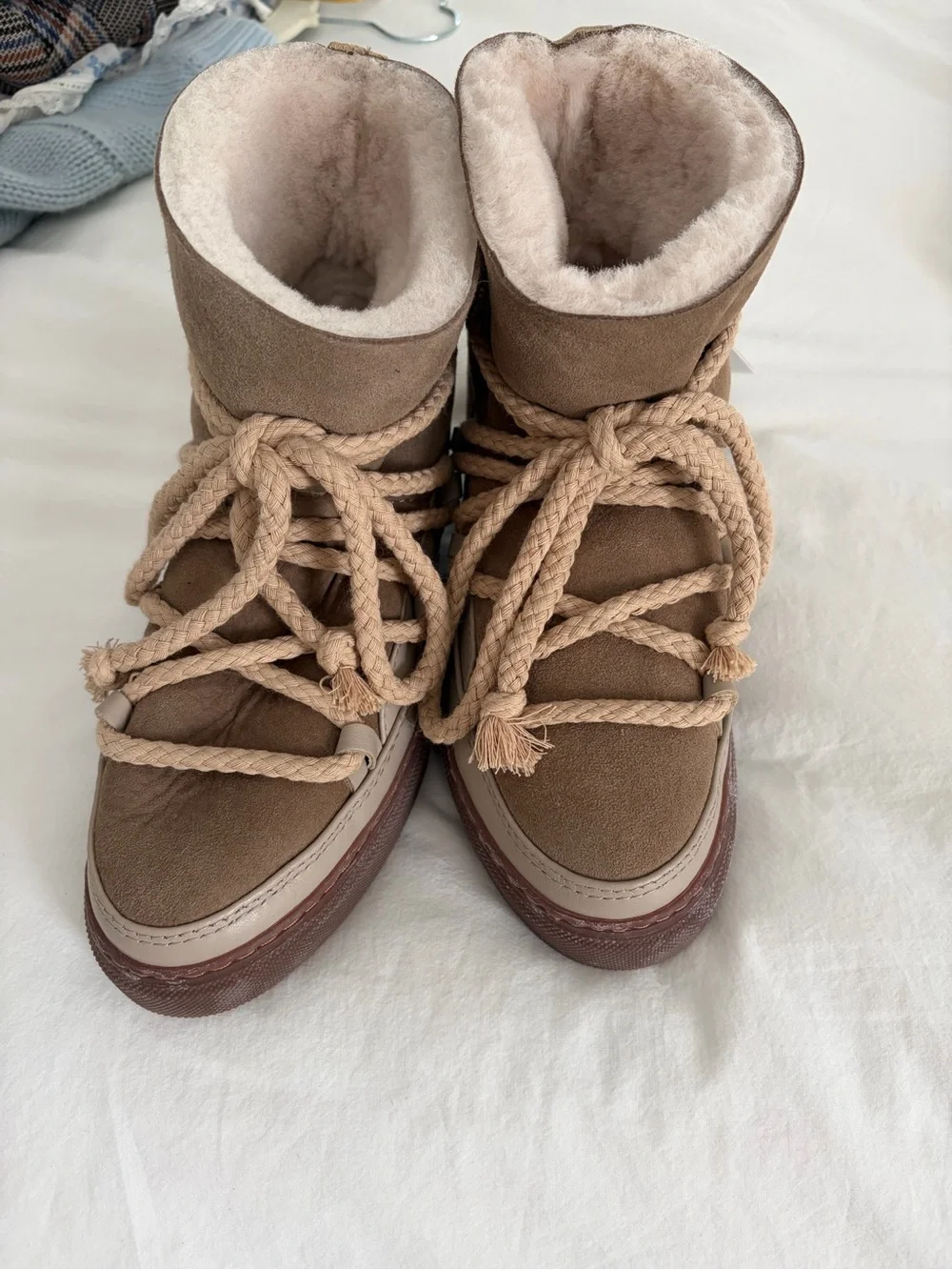 Inuikii Taupe and Cream Plush-Lined Winter Lace-Up Boots